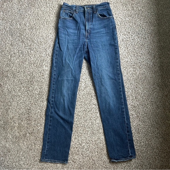 Levi's 70s High Slim Straight Blue Jeans Timeless Style Casual Denim 26 - Picture 2 of 11